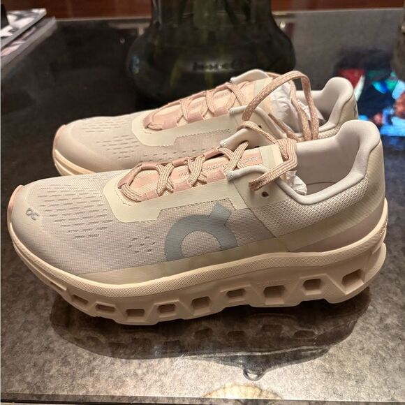 On Running Cloudmonster " Moon/Fawn" sneakers NIB - Picture 7 of 9
